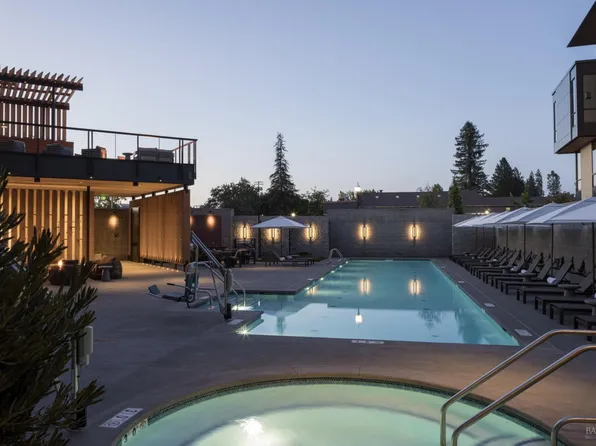 151 Sawmill Circle #103, Healdsburg, CA 95448