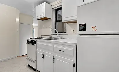 Rented by Elegran