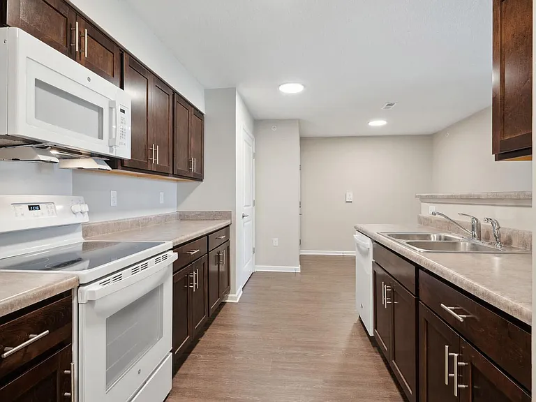 Chandler Pointe Senior Living — Photo 9