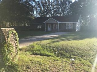 425 Jefferson Cir SE, Allenhurst, GA 31301