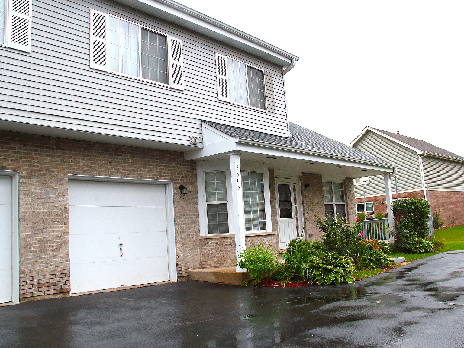 2 bed, 2.5 bath, 1292 sqft, $2,500 — Photo 3