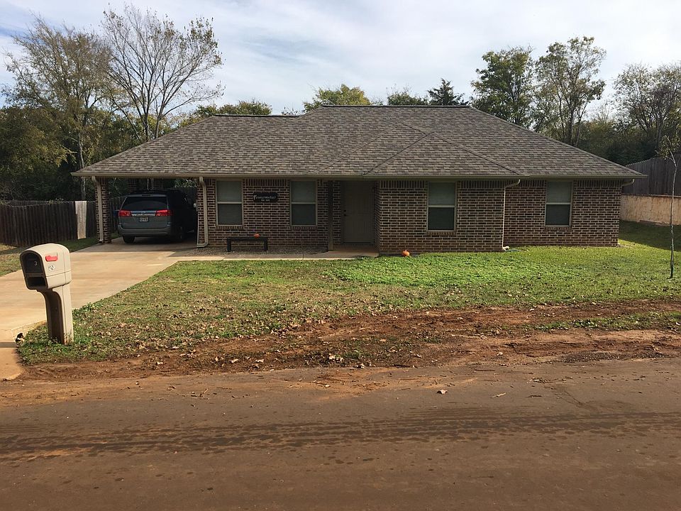 1st image of 213 Brentwood Dr