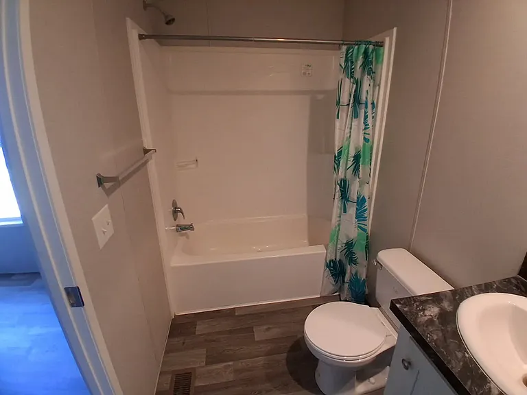 E9 Meadows Ct — Photo 15
