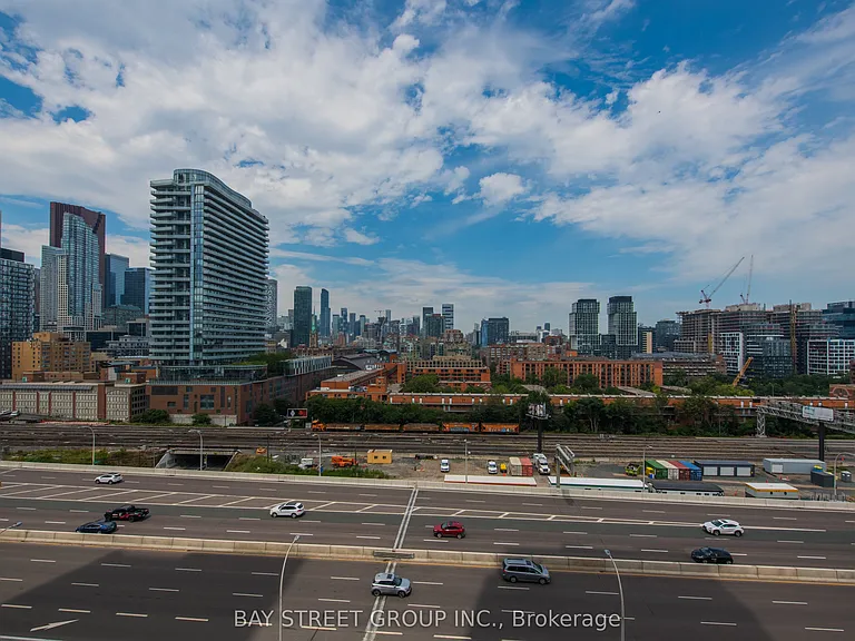 20 Richardson St #918 — Photo 30