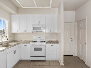 1366 Robinson Ln, Lodi, CA 95242