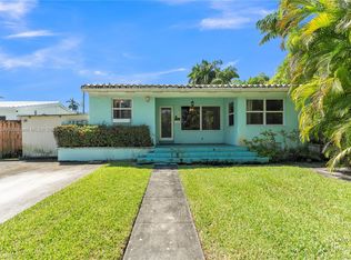 1146 Polk St, Hollywood, FL 33019