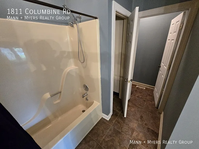 1811 Columbine Rd — Photo 25