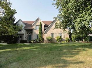 26484 Carrington Blvd, Perrysburg, OH