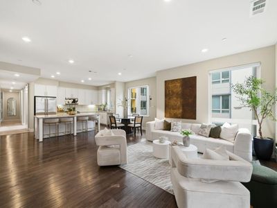 729 Eppleton Ln #303, Foster City, CA, 94404