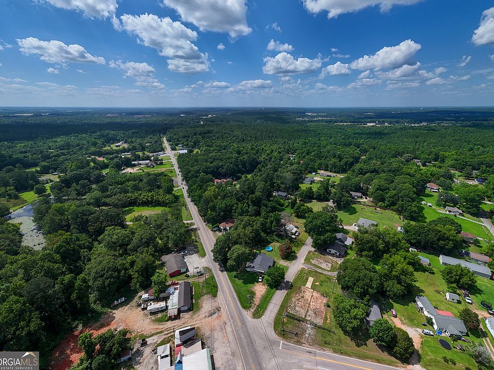 1st image of 2851 Hamilton Rd