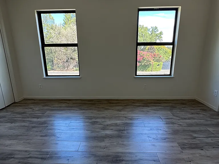 1835 Westminster Ct #1 — Photo 20