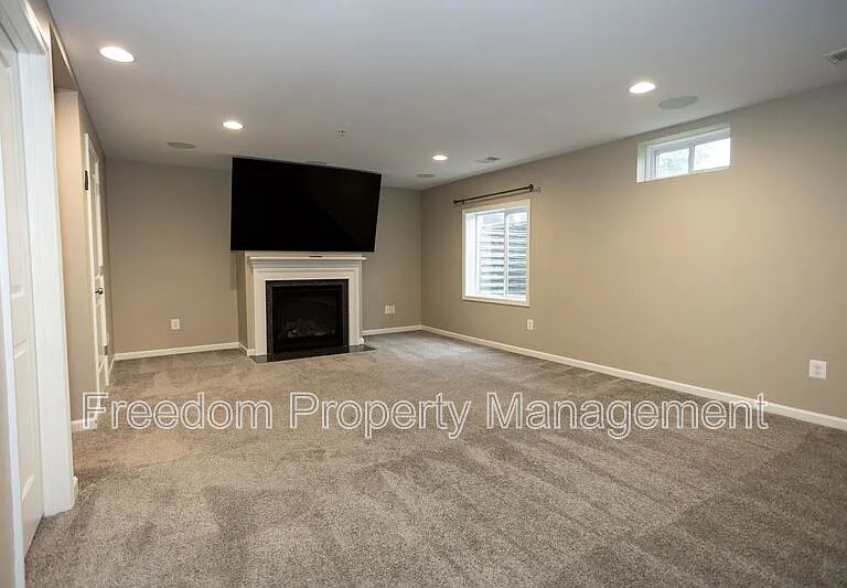 2425 Morgans Point Dr — Photo 67