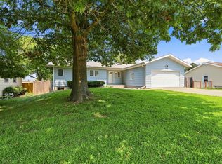 1213 Bluestem Dr, Junction City, KS 66441