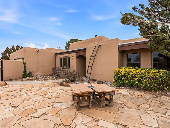 4th image of 37 Homesteads Rd