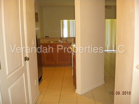 4th image of 13327 Daniels Landing Cir