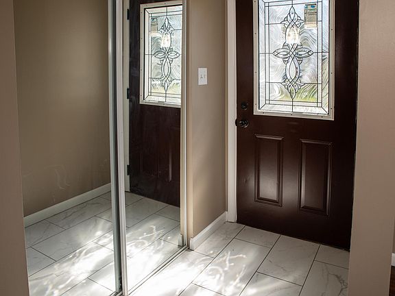 5th image of 5614 Oakmont Dr