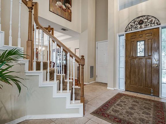 4th image of 14806 Oak Briar