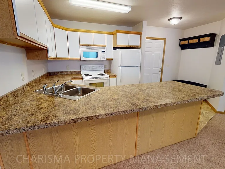West Oaks Estates — Photo 12