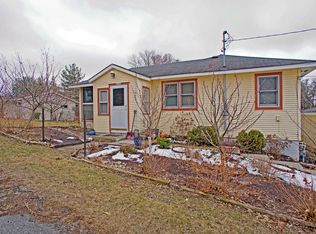 W1375 Birchwood Rd, Pell Lake, WI 53128