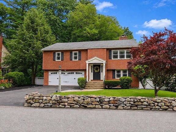 2nd image of 1327 Beech Street