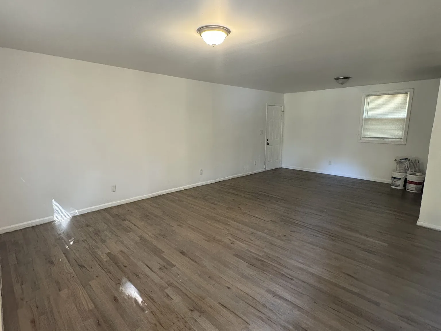 3375 Villa Circle Southeast- - 1 — Photo 4