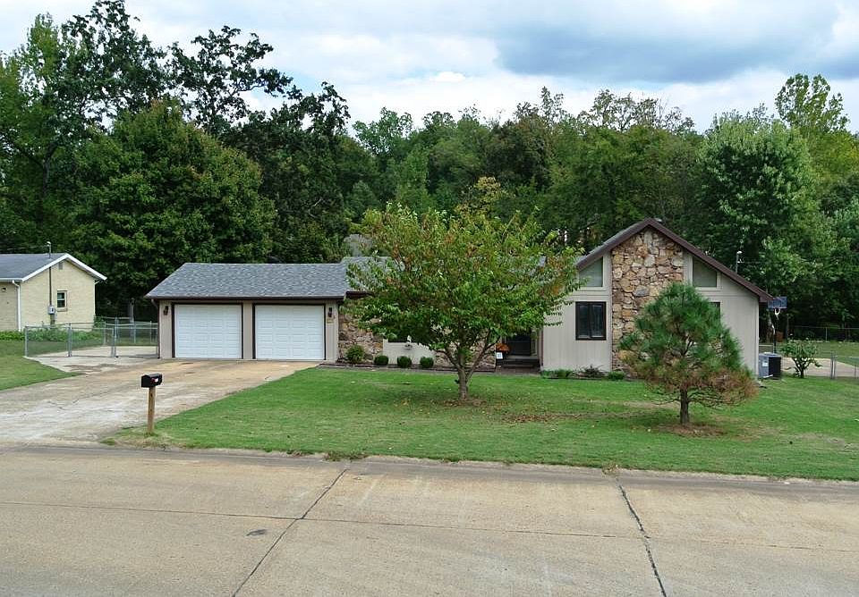 1st image of 2144 Sunset Dr
