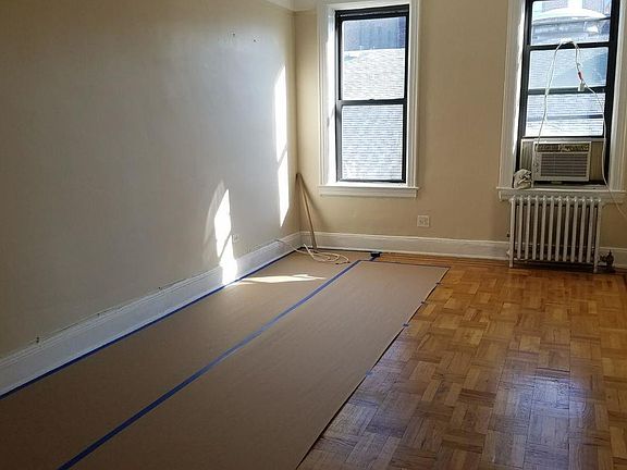 4th image of 2308 Newtown Ave APT 4BE