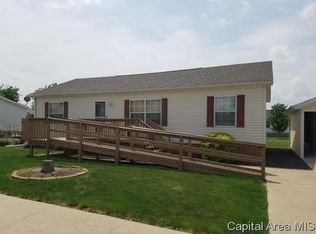 107 Meadow Ridge Ln, Jacksonville, IL 62650