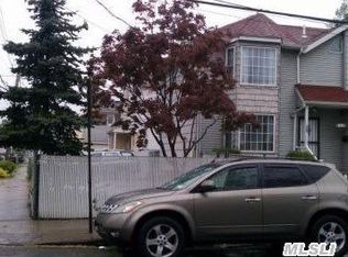 34 Area Pl, Staten Island, NY 10314