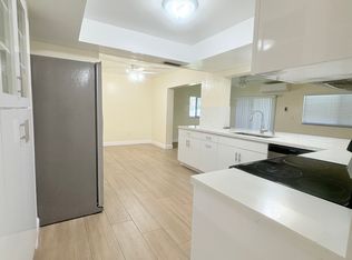 8761 NW 8th St, Hollywood, FL 33024