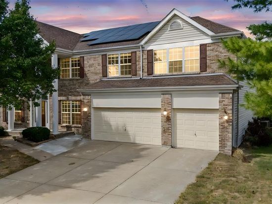 3509 Sutton Dr, Saint Charles, MO 63301