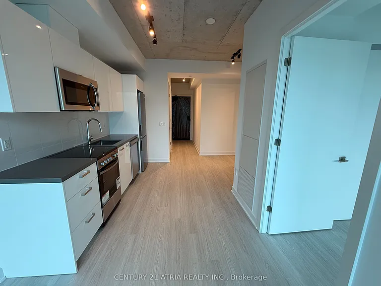 284 King St E #1201 — Photo 3