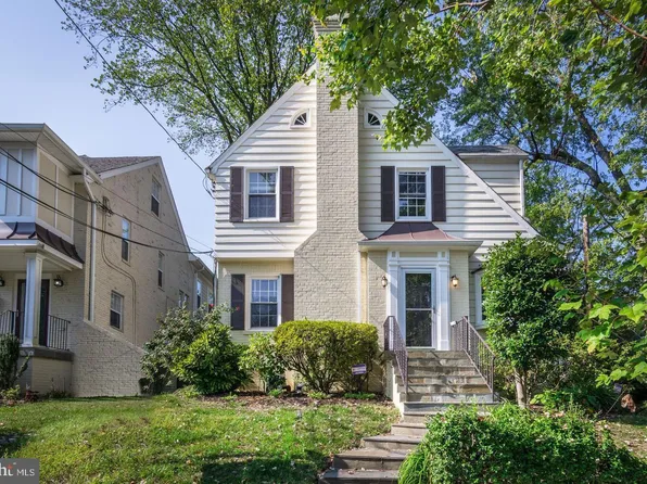 5540 30th Pl NW, Washington, DC 20015