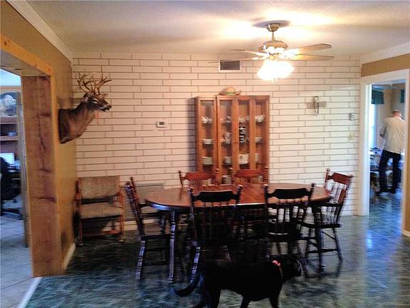 4th image of 14072 Thacher Ave