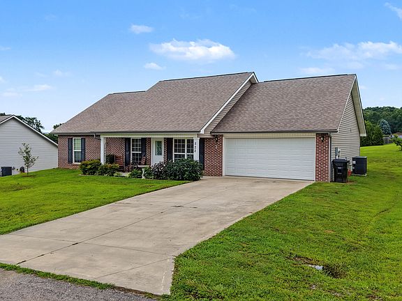 3rd image of 522 Valley Vista Way