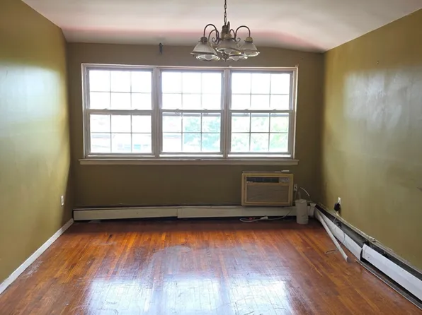 9505 Schenck Street image 16 of 30