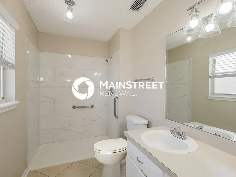 Main Bathroom