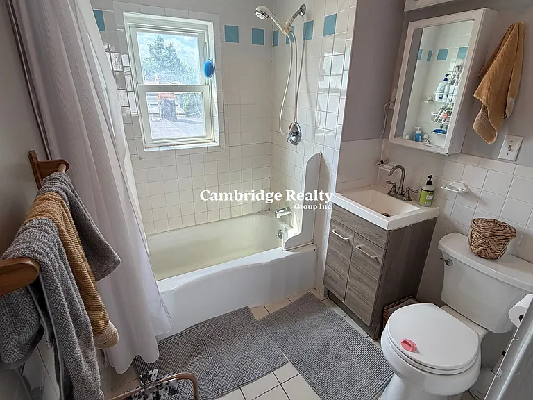 9-11 Houghton St #3 — Photo 19