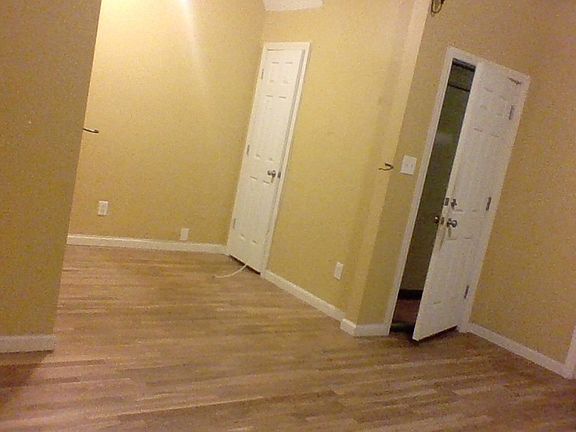 4th image of 464 Lexington Ave Fl 2