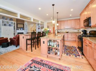 118 Moore Ave SE, Vienna, VA 22180