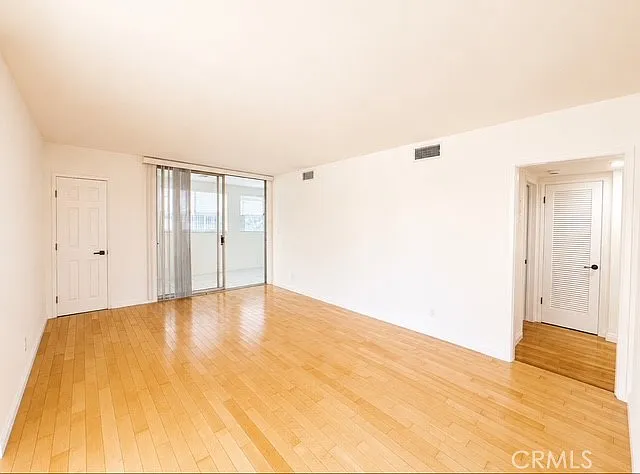 337 S Elm Dr #1 — Photo 12
