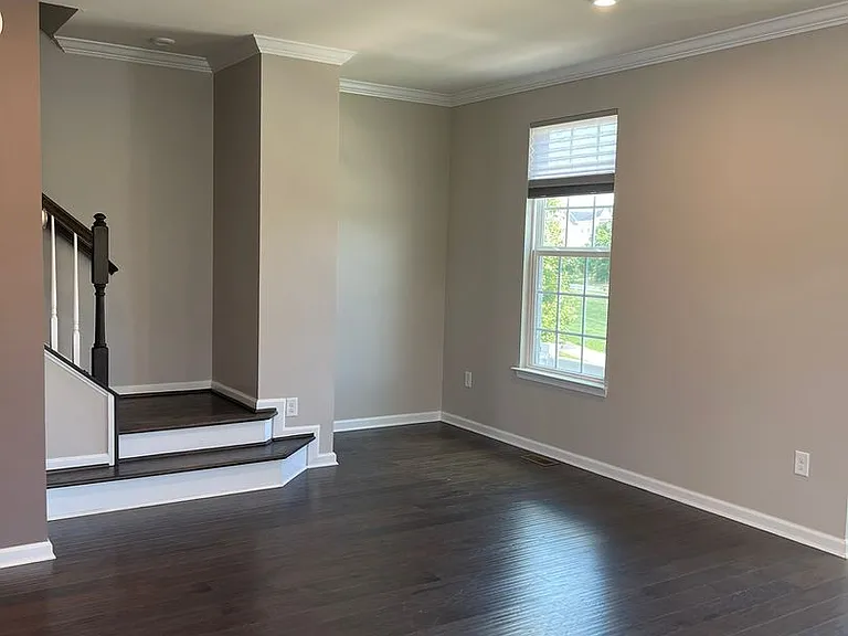 331 S Parkway Dr — Photo 28