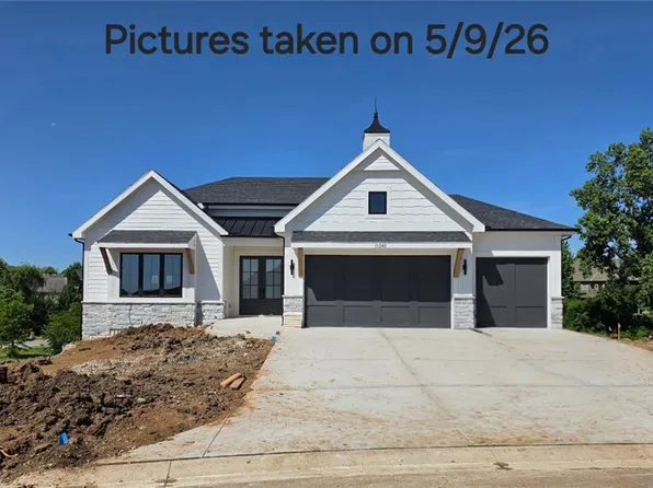 11240 S Gleason Rd, Olathe, KS 66061