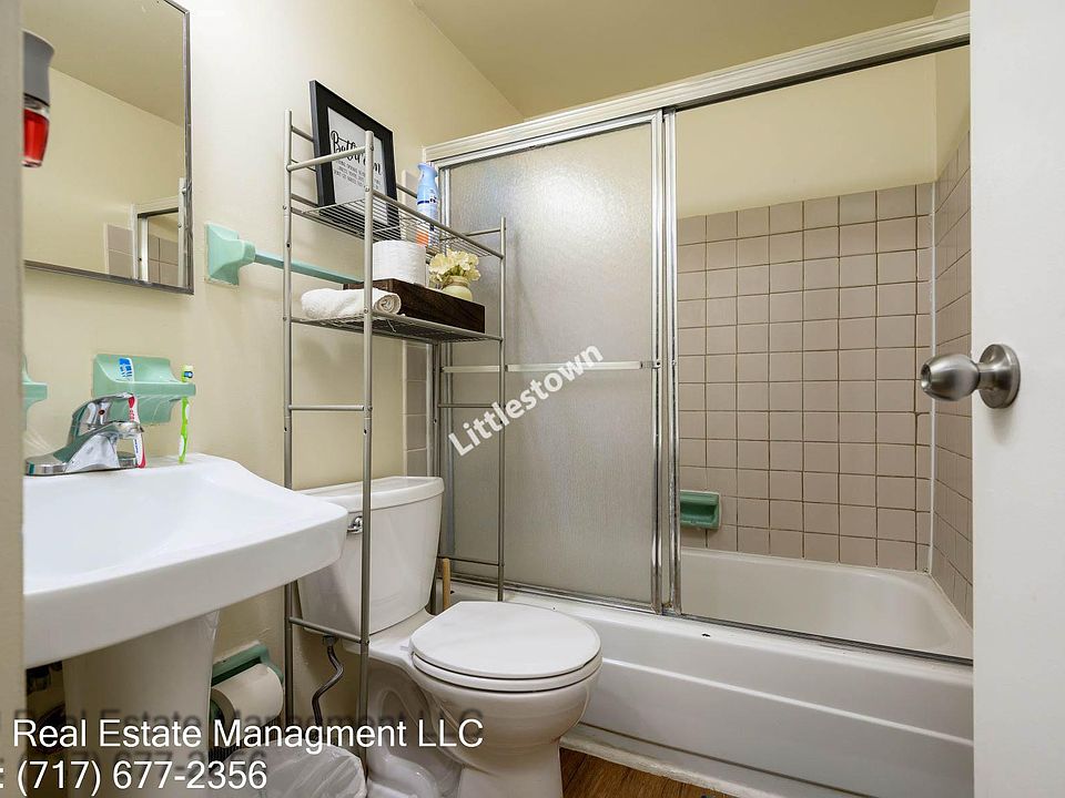 132 Roberta Jean Ave, Littlestown, PA 17340 Zillow