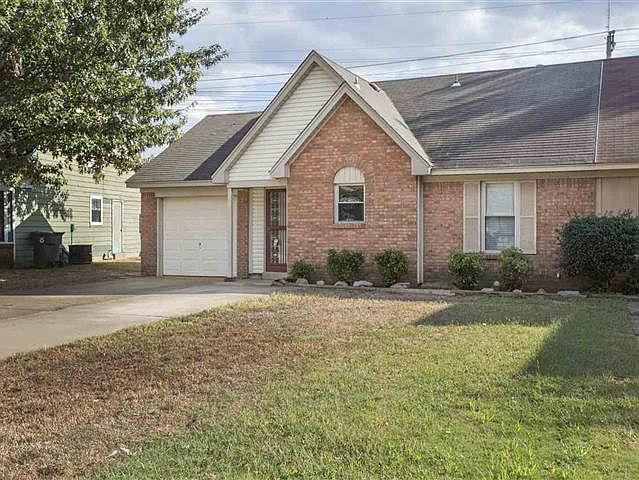 1st image of 6925 Hillindale Dr