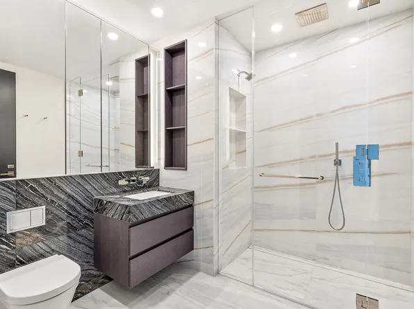 125 Greenwich Street image 6 of 15