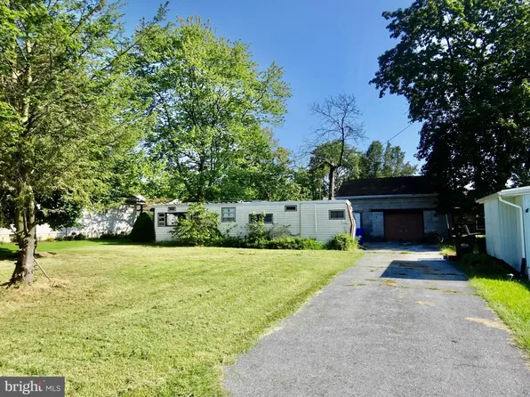 115 Oak Ln, Reading, PA 19606