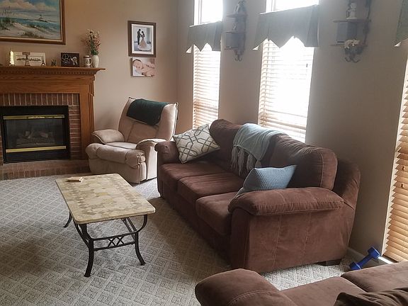 5th image of 161 Valley View Dr