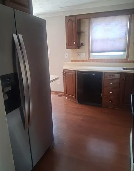 117 Melody Dr — Photo 2