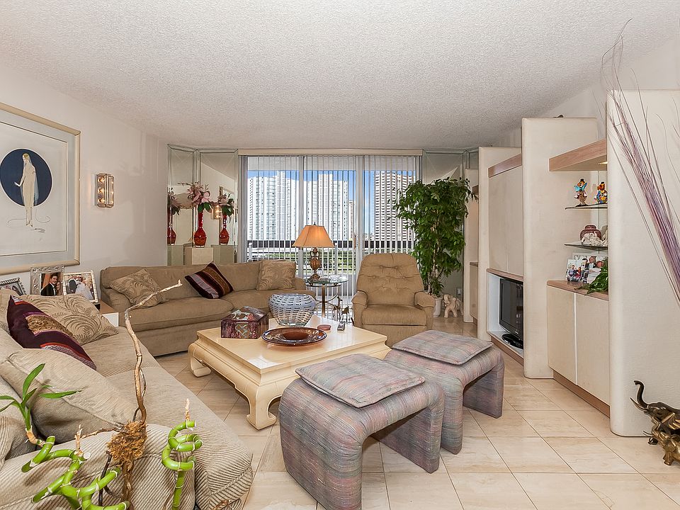 1st image of 3600 Mystic Pointe Dr APT 908